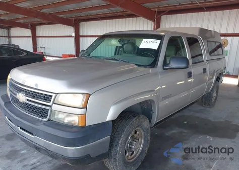 2006 Chevrolet Silverado 2500Hd Lt3 из США, поврежденный, VIN 1GCHK23U06F103383